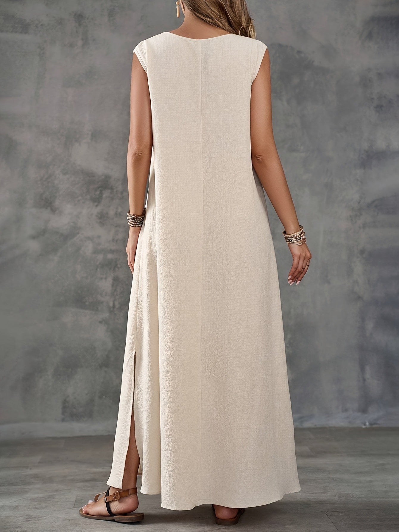 Sophia™ – Elegant Maxi Dress