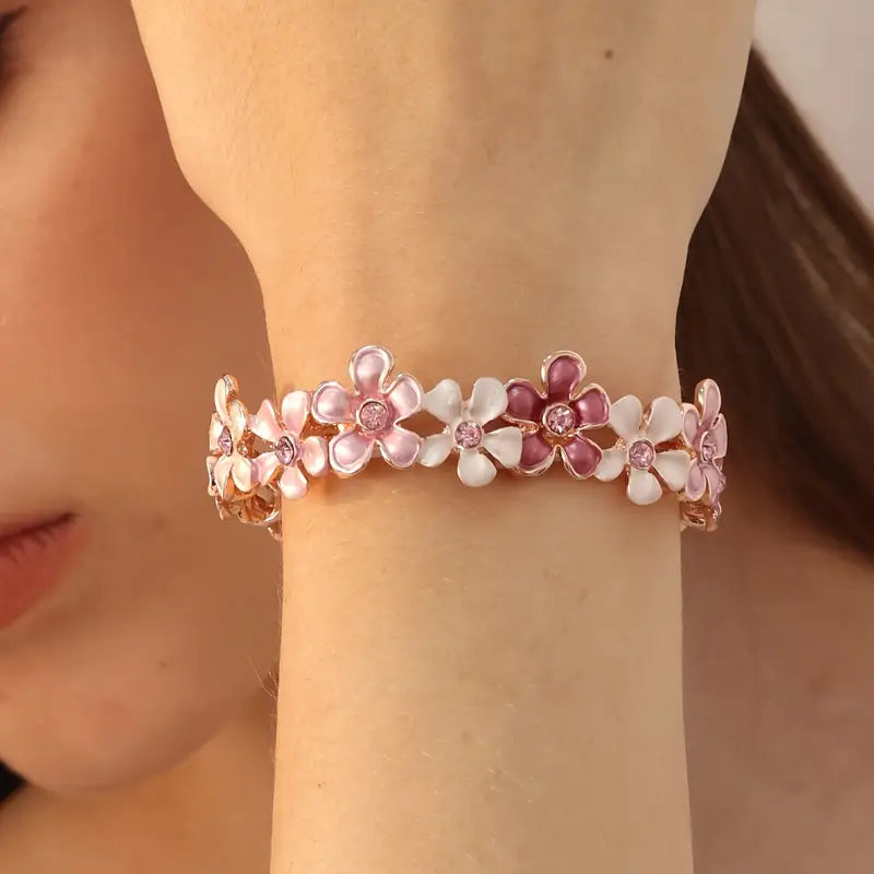 Heartshine Charm Bracelet | Together against Breast Cancer