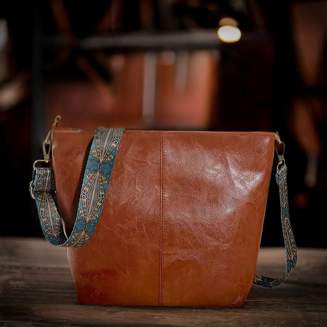 Freya™ - Classic Vintage Shoulder Bag