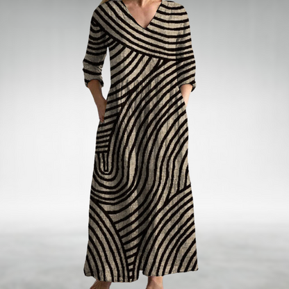 Geraldine™ - Elegant dress with V-neckline