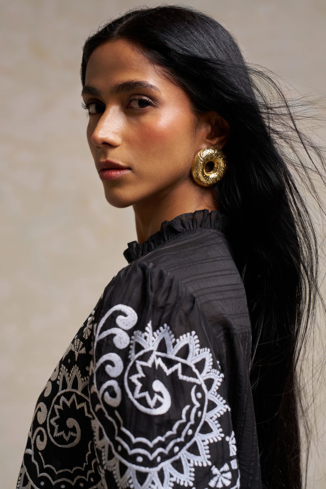 Sandy™ - Embroidery Black Shirt