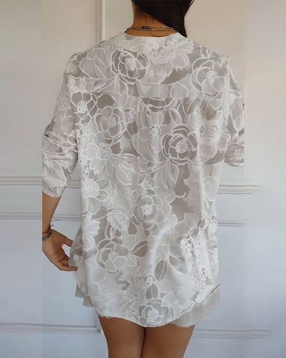 Julianna™ V-neck Floral Blouse