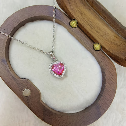Love Heart Necklace | Together against Breast Cancer