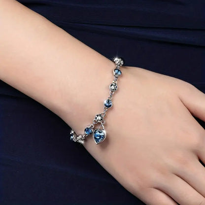 Heart of the Sea Rhinestone Bracelet | Together against diabetes