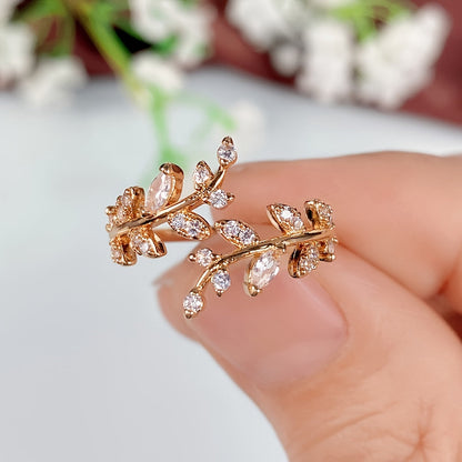 Elegant Vine Ring | Together against Breast Cancer