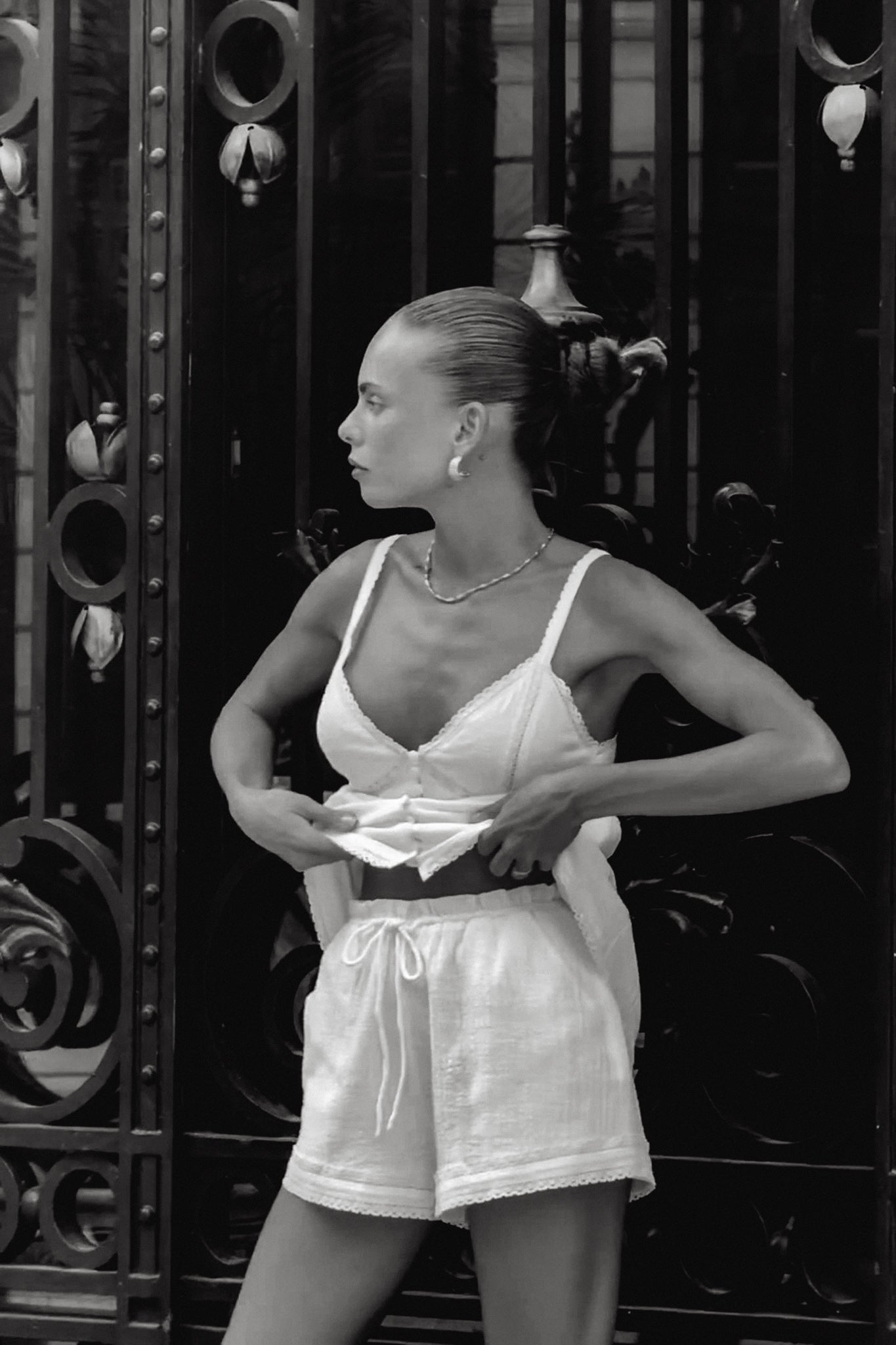 Lindy™ - Drawstring Lace Shorts