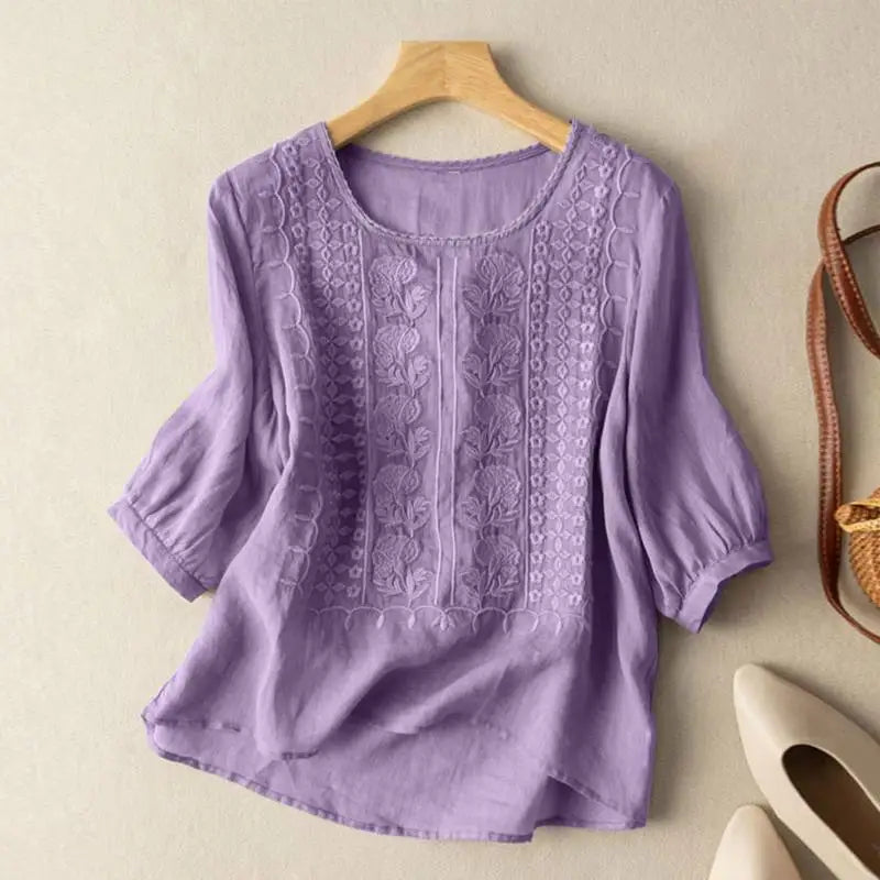 Shiella™ – Embroidered blouse