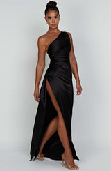 Vivianne™ – Glamour Slit Dress