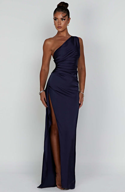 Vivianne™ – Glamour Slit Dress