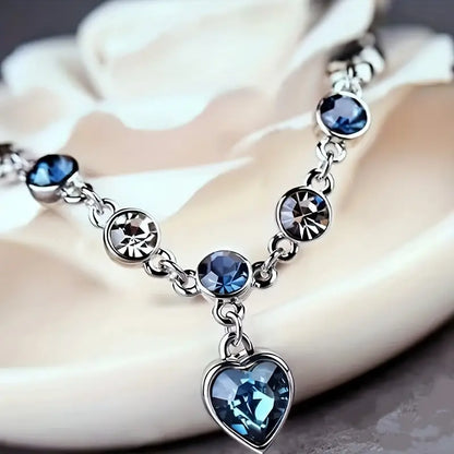 Heart of the Sea Rhinestone Bracelet | Together against diabetes