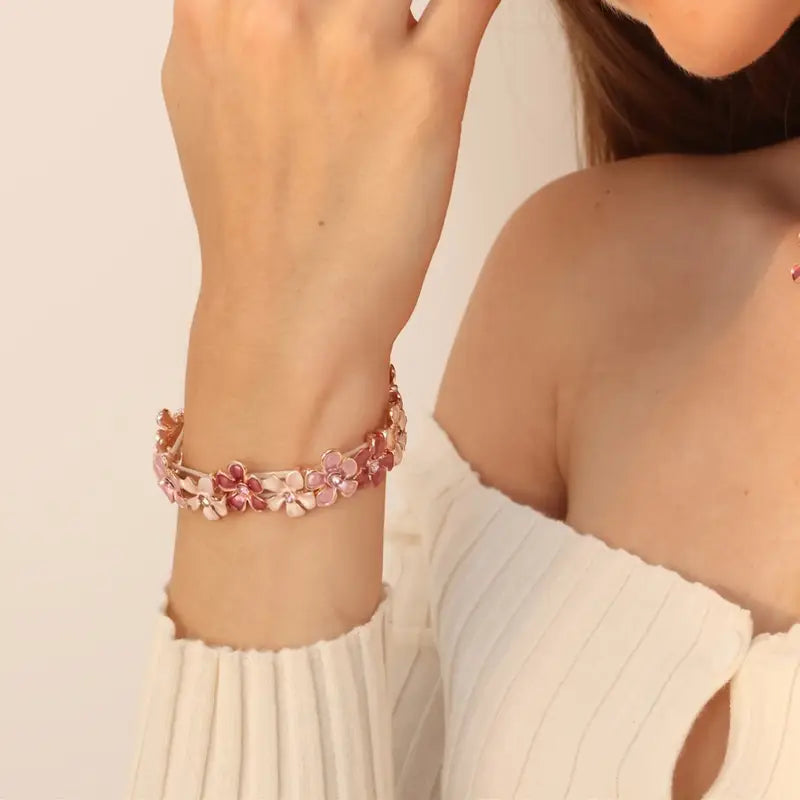Heartshine Charm Bracelet | Together against Breast Cancer